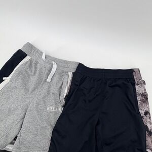 Nike Athletic Shorts Bundle Kids Large Grey Nike Air Fleece Black Dri-FIT Camo